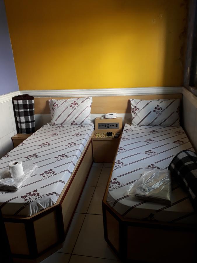 Hotel Tenda 1 瓜卢流斯 外观 照片