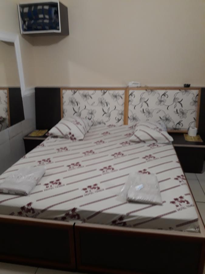 Hotel Tenda 1 瓜卢流斯 外观 照片
