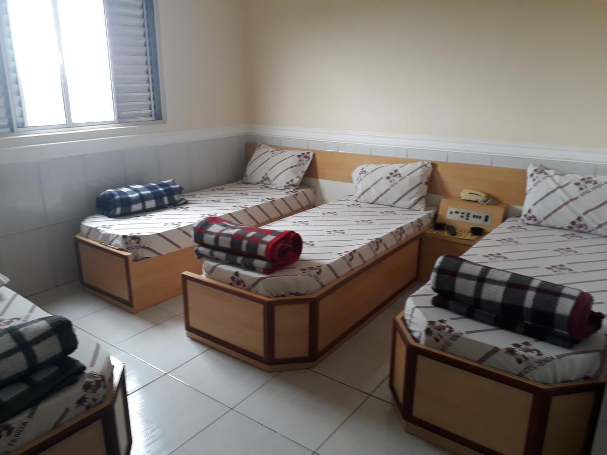 Hotel Tenda 1 瓜卢流斯 外观 照片